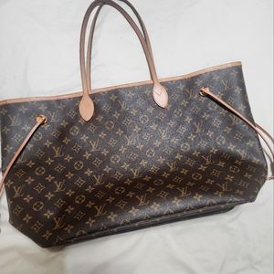 Louis Vuitton Neverfull GM (largest size)